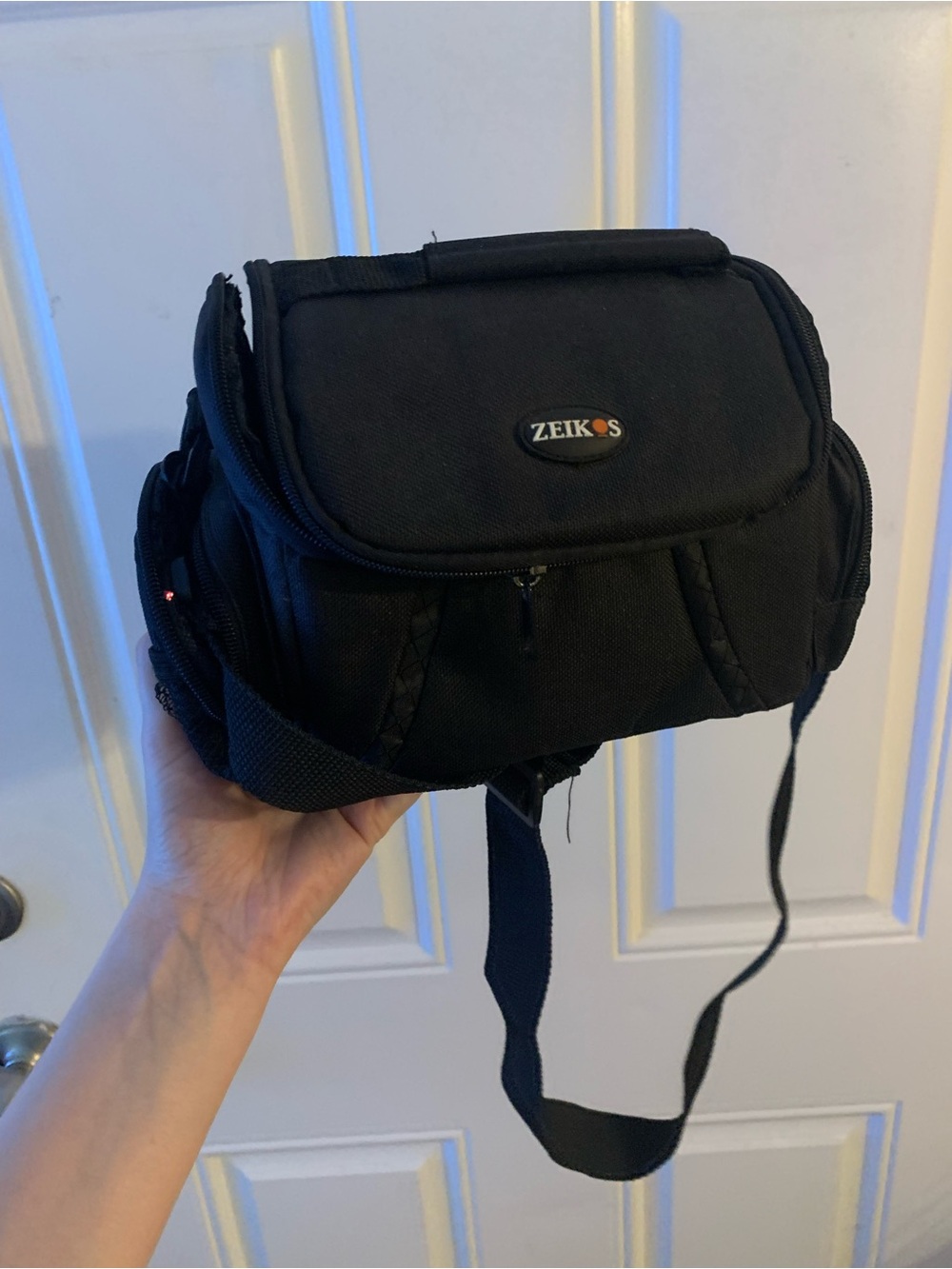 Zeikos Deluxe 6" Soft Case Black Nylon Zippered Camera / Gadget Bag # ZE-CA38B
